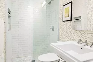 9 E 96th St, New York City, NY 10128 - Photo 17