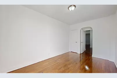 3220 Ave H #4B, New York City, NY 11210 - Photo 9