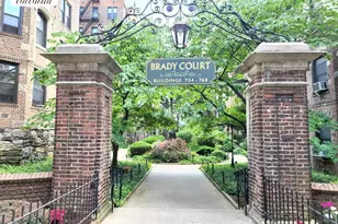 756 Brady Ave, New York City, NY 10462 - Photo 13