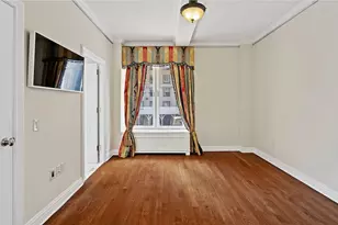 100 Central Park S, New York City, NY 10019 - Photo 23