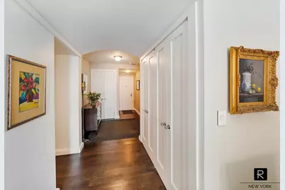 330 W 72nd Street #8-A, New York, NY 10023 - Photo 13