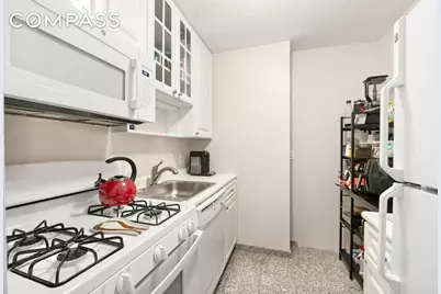 200 E 58th Street #10J, New York, NY 10022 - Photo 5