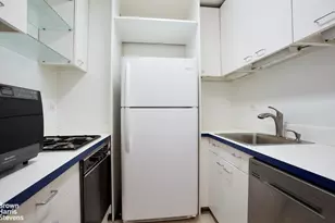 44 W 62nd St, New York City, NY 10023 - Photo 7