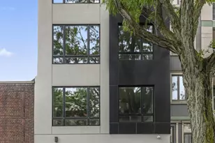 26 Goodwin Pl, New York City, NY 11221 - Photo 7