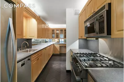309 E 49th Street #2B3B, New York City, NY 10017 - Photo 7