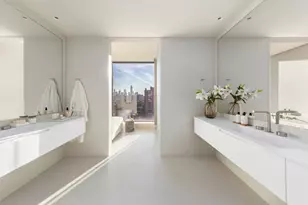 251 W 14th St, New York City, NY 10011 - Photo 7