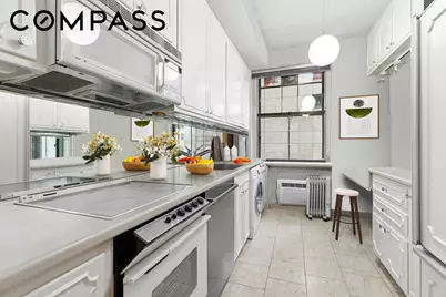 111 E 56th Street #1005, New York City, NY 10022 - Photo 5