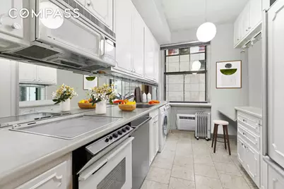 111 E 56th Street #1005, New York City, NY 10022 - Photo 5