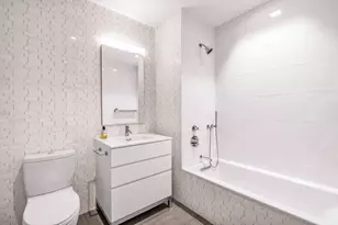 252 E 57th St, New York City, NY 10022 - Photo 13