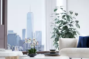 251 W 14th St, New York City, NY 10011 - Photo 3