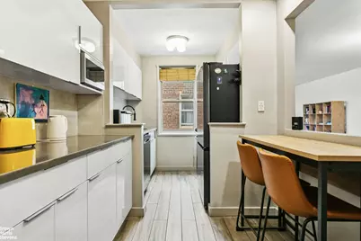 180 Van Cortlandt Park S #6J, New York City, NY 10463 - Photo 3