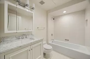 51 W 73rd St, New York City, NY 10023 - Photo 15