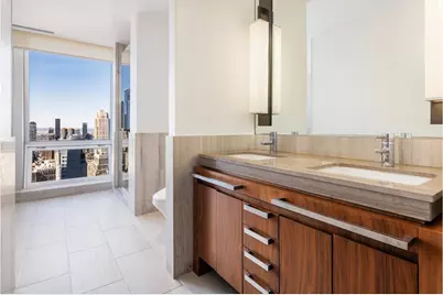 400 5th Avenue #43F, New York City, NY 10018 - Photo 7
