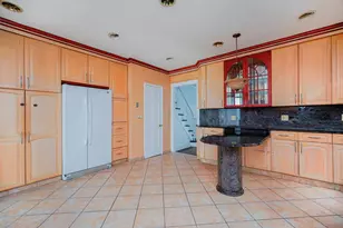 1963 E 27th St, New York City, NY 11229 - Photo 29