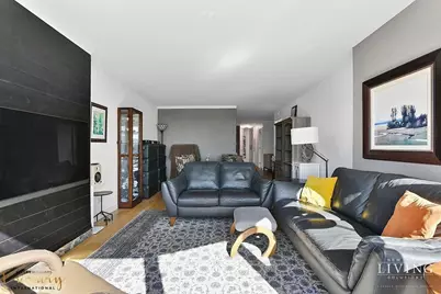 330 E 38th Street #24A, New York City, NY 10016 - Photo 7