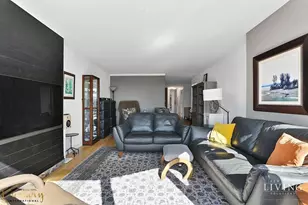 330 E 38th St, New York City, NY 10016 - Photo 7