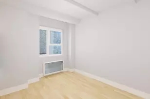 7 W 96th St, New York City, NY 10025 - Photo 5