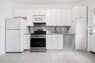 131 E 29th St, New York City, NY 10016 - Photo 3