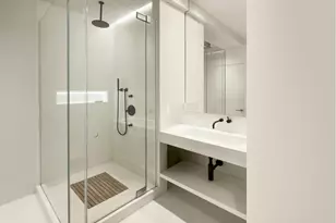 250 Mercer St, New York City, NY 10012 - Photo 7