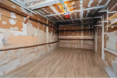 333 Mayfair Drive N, New York City, NY 11234 - Photo 33