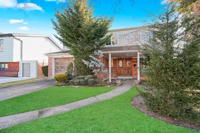 333 Mayfair Drive N, New York City, NY 11234 - Photo 3