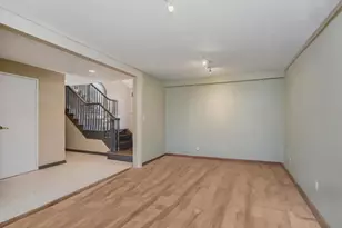 333 Mayfair Dr N, New York City, NY 11234 - Photo 11