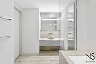 322 W 57th St, New York City, NY 10019 - Photo 5