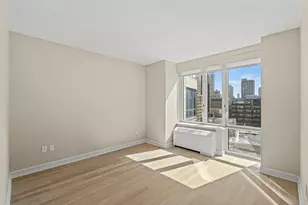 80 Riverside Blvd, New York City, NY 10069 - Photo 7