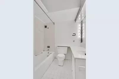 135 W 70th Street #1C, New York City, NY 10023 - Photo 9