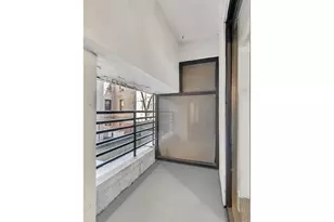 135 W 70th St, New York City, NY 10023 - Photo 19