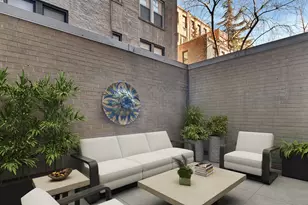 135 W 70th St, New York City, NY 10023 - Photo 3