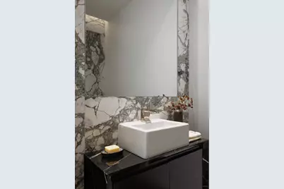 138 E 50th Street #41B, New York City, NY 10022 - Photo 9