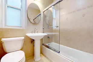 2081 Cruger Ave, New York City, NY 10462 - Photo 11