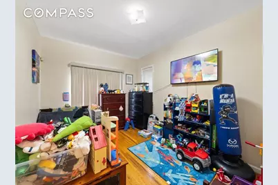 1961 Wallace Avenue, New York City, NY 10462 - Photo 13