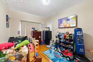 1961 Wallace Ave, New York City, NY 10462 - Photo 13