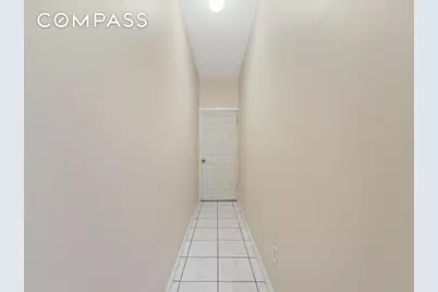 1961 Wallace Avenue, New York City, NY 10462 - Photo 31