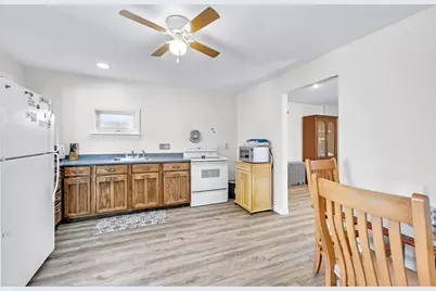 803 Cross Bay Boulevard, New York City, NY 11693 - Photo 7