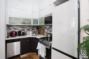 378 S 3rd St, New York City, NY 11211 - Photo 3