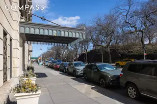 225 Central Prk W, New York City, NY 10024 - Photo 11