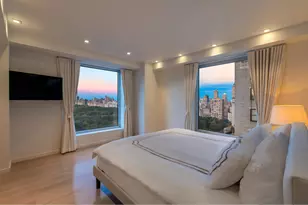 160 Central Park S, New York City, NY 10019 - Photo 5