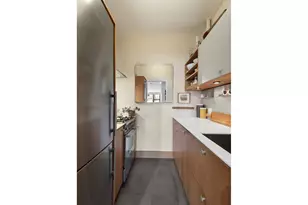 345 E 52nd St, New York City, NY 10022 - Photo 3