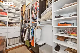 25 E 69th St, New York City, NY 10021 - Photo 5