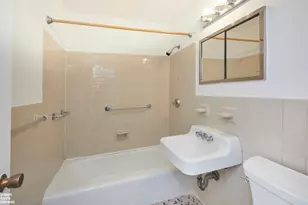 75 Henry St, New York City, NY 11201 - Photo 15