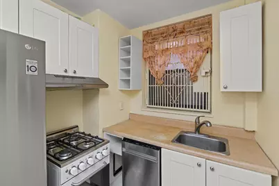 135 W 58th Street #1-C, New York City, NY 10019 - Photo 7