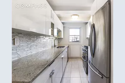 520 E 76th Street #11C, New York City, NY 10021 - Photo 3