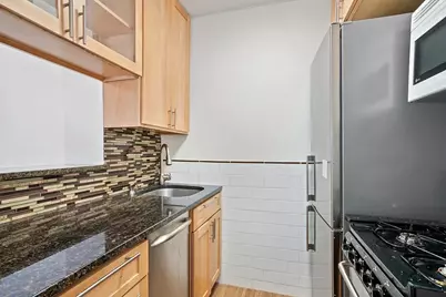 200 E 27th Street #7N, New York City, NY 10016 - Photo 5