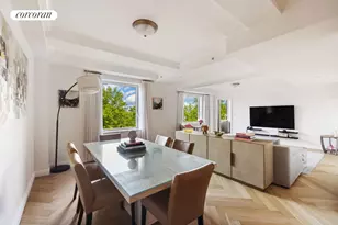 160 Central Park S, New York City, NY 10019 - Photo 5