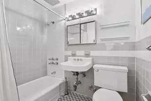 111 E 36th St, New York City, NY 10016 - Photo 9