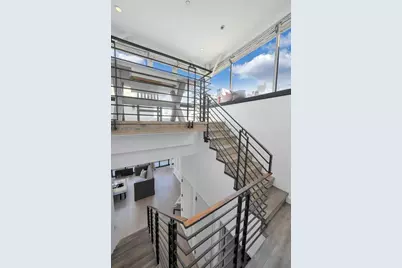 420 W 25th Street #PHA, New York City, NY 10001 - Photo 11