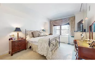 360 E 72nd St, New York City, NY 10021 - Photo 11